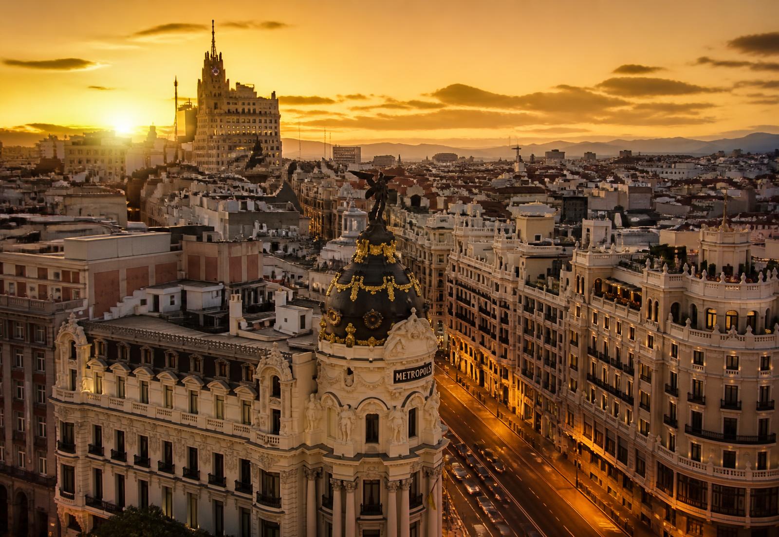 Vista panorâmica de Madrid ao pôr do sol, Espanha